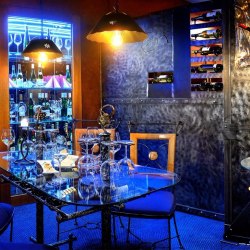 Von Roll Restaurant – Jasná Nízke Tatry ocenená zlatom  od INTERNATINALER SKIAREATEST ako najlepšia horská reštaurácia pre rok 2013/2014 za mimoriadne nápaditý interiér a atmosféru...