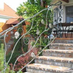 Exclusive exterior handrails - sunflower