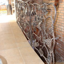  A forged railing - wine cellar - Vine pattern - Interior handrails 