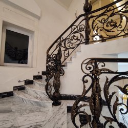 wrought iron railings, luxury railings, rustic railings, quality railings, exclusive railings, stair railings, stair railings, historical railings, artistic blacksmithing