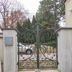 Kovaná brána vyrobená pre klienta v Rakúsku