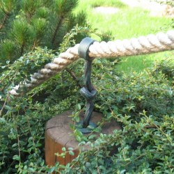 Kované doplnky - kovaný držiak lana na zábradlí