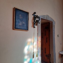 Kovaný držiak na zvon v kostole