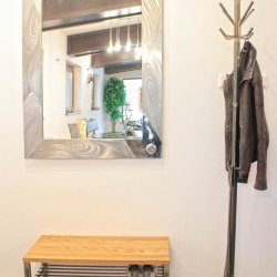 Dizajnový nábytok do predsiene, haly - kvalitný stojanový vešiak, botník, stojan na dáždniky s obuvákom, zrkadlo