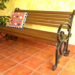 Kováčstvo - záhradná kovaná lavica s drevom