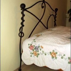 Kovaná posteľ - kovaný nábytok