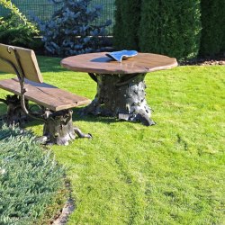 Kovaný stôl a lavica s nádychom prírody - záhradný nábytok - dizajnová lavička